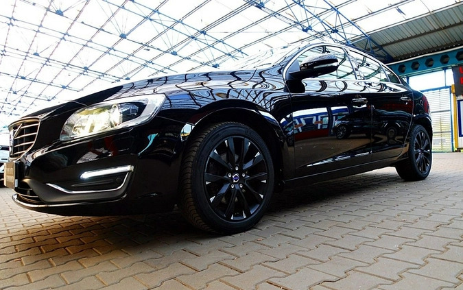 Volvo S60 cena 79899 przebieg: 136000, rok produkcji 2017 z Kraśnik małe 781